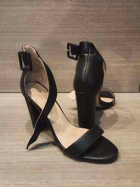 Black Block Heel Sandals